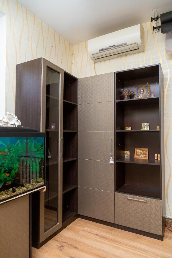 Comfortable Apartments In The Center Of Днепър Екстериор снимка