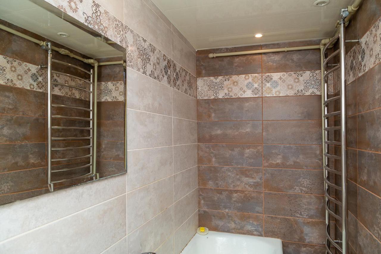Comfortable Apartments In The Center Of Днепър Екстериор снимка